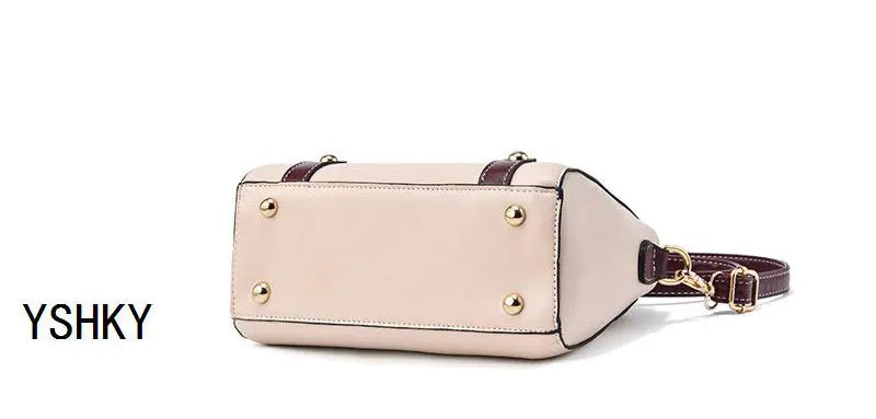 Charlotte - Elegancia Serena con Detalles Finos