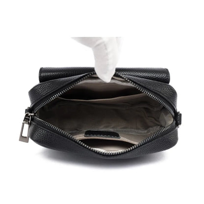 Venus - Elegancia Clásica con Toque Innovador